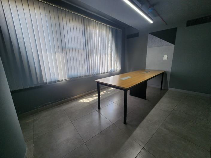 Discussion Room - Pennar